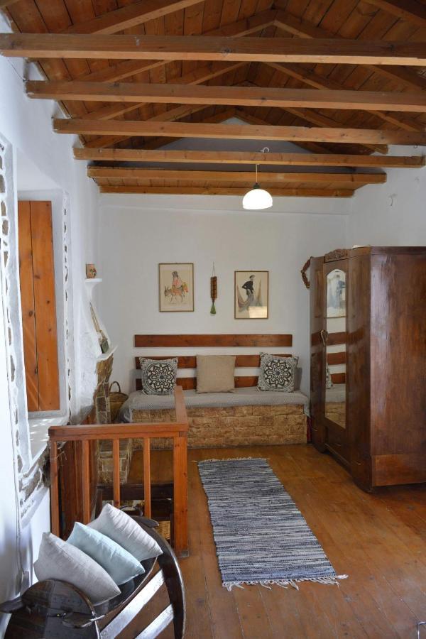 Traditional House Kassandra'S Hostal Ermioni Exterior foto