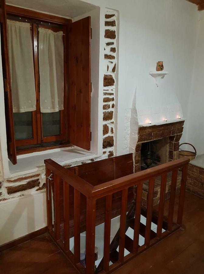 Traditional House Kassandra'S Hostal Ermioni Exterior foto